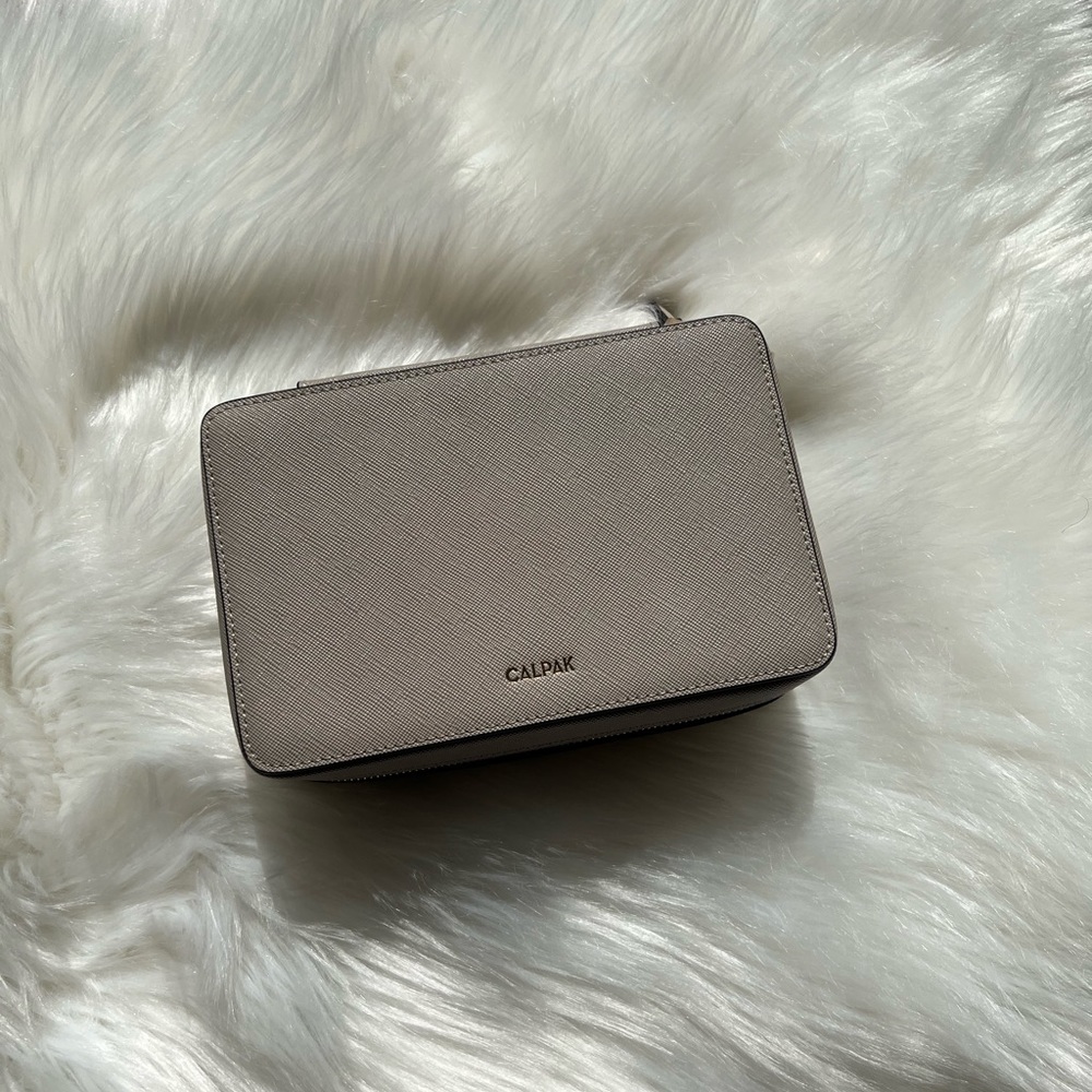 Calpak Jewerly Case
